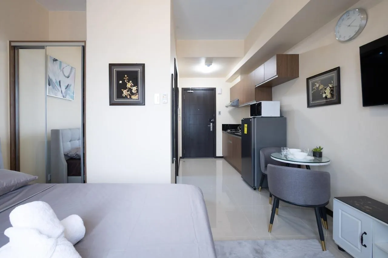 The Radiance Manila Bay Aparthotel Pasay 4*,  Filipinas
